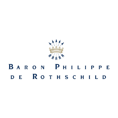 La prestigieuse large gamme de Mouton Cadet et autres est disponible à la Cave du Bénin